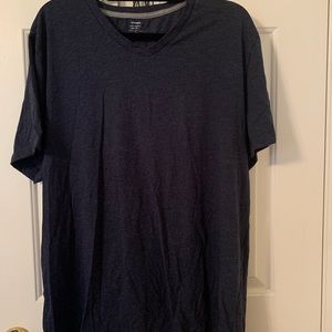 Charcoal gray Old Navy soft-washed tshirt